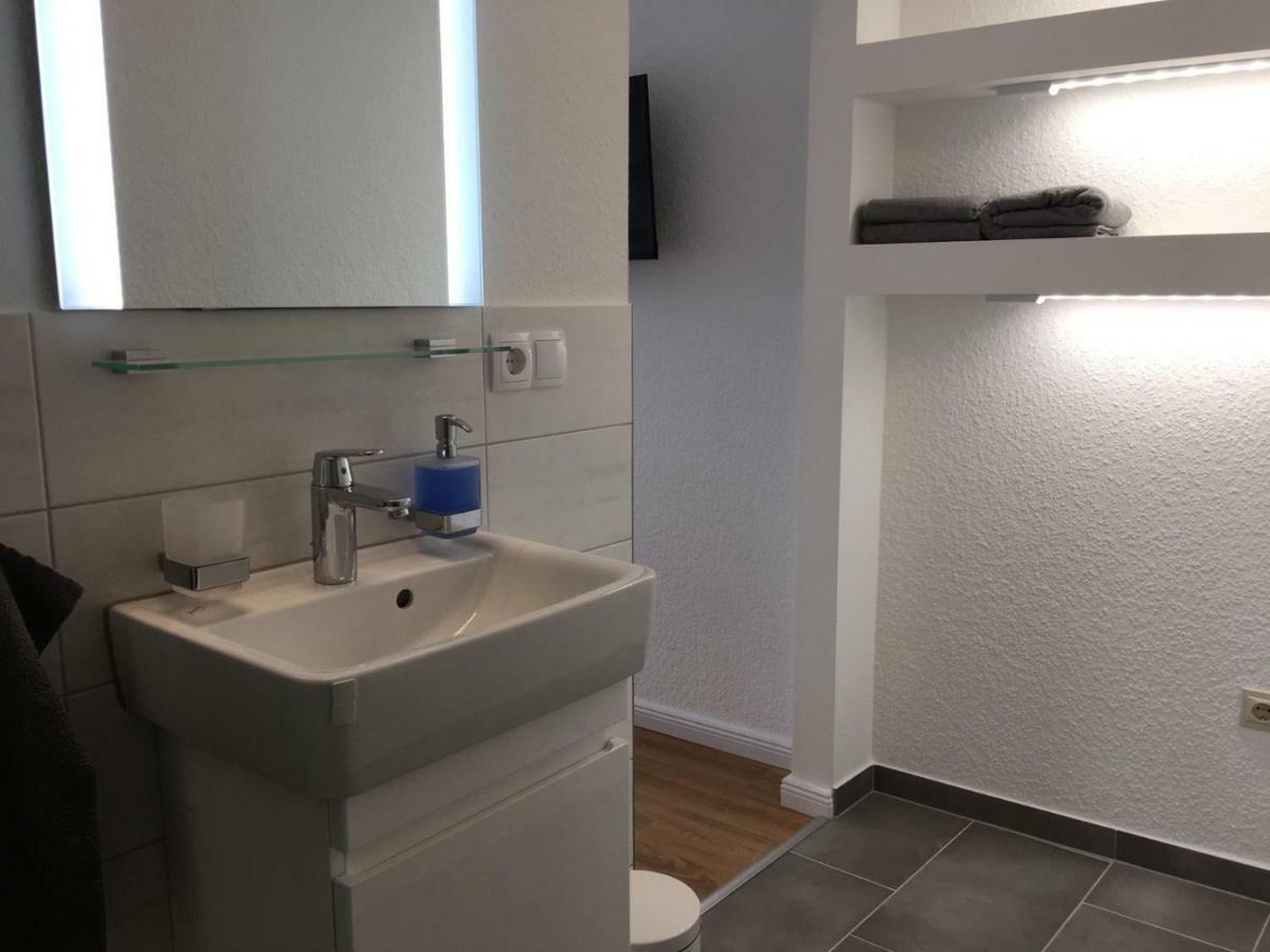 Zentral Gelegenes Ferienzimmer Moellner Seestrasse Exterior foto